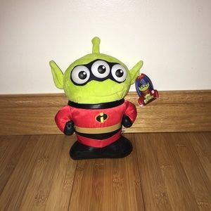 NWT Disney Toy Story Alien - Mr. Incredible Plush